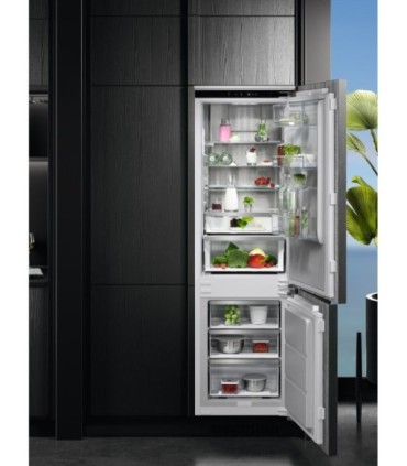 AEG OSC7G181ES Frigorífico combi integrable de 177,2 x 54,6 cm, Puerta deslizante